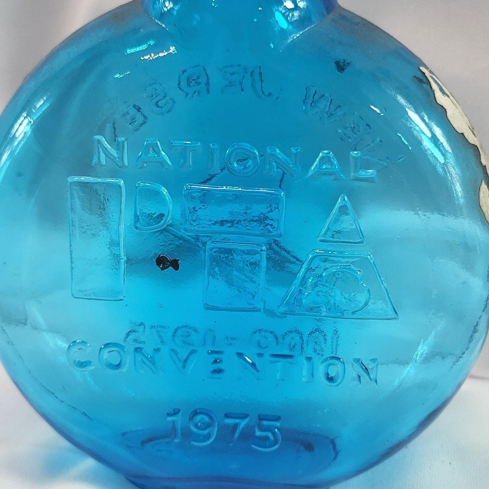 1975 National PTA Convention NJ Commemorative Blue Glass Bottle Decanter
